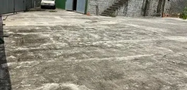 Galpão / Depósito / Armazém para venda ou aluguel, 440m² no Centro, Simões Filho