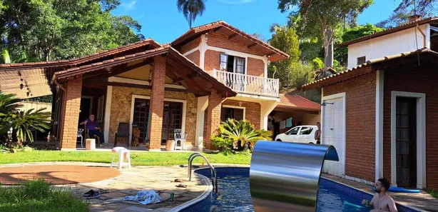 Casa de Condomínio com 3 Quartos para venda ou aluguel, 1547m² no Jardim dos Ipês, Embu das Artes