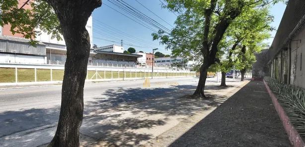 Prédio Inteiro para alugar, 1361m² no Jaguaré, São Paulo