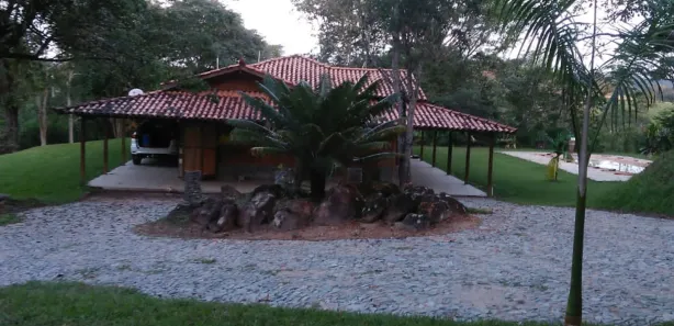 Fazenda / Sítio / Chácara com 4 Quartos à venda, 24000m² no Centro, Florestal