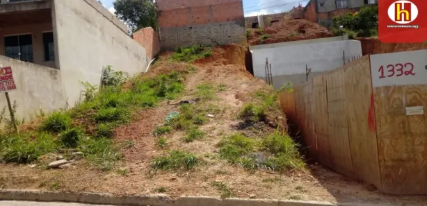 Terreno / Lote / Condomínio à venda, 295m² no Santa Maria, Vespasiano