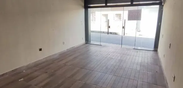 Loja / Salão / Ponto Comercial para alugar, 35m² no Centro, Itaguaí