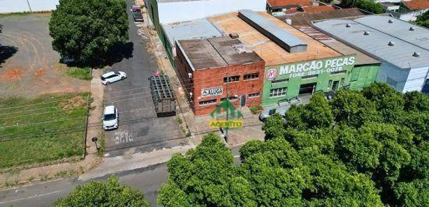 Prédio Inteiro para alugar, 250m² no Jussara, Araçatuba