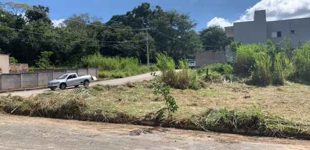Terreno / Lote / Condomínio à venda, 308m² no , Florestal