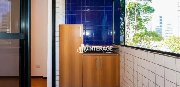 Apartamento com 3 Quartos para alugar, 77m² no Juvevê, Curitiba