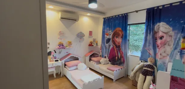 Sobrado com 3 Quartos à venda, 350m² no Maria Turri, Rio das Ostras