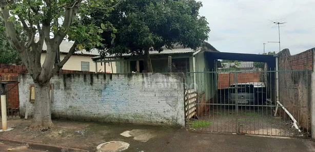 Terreno / Lote / Condomínio à venda, 270m² no Pinheiro, Ibiporã