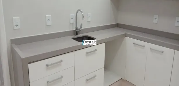 Conjunto Comercial / Sala para alugar, 25m² no Vila Santa Cecília, Volta Redonda