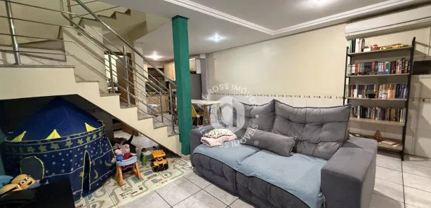 Sobrado com 3 Quartos à venda, 113m² no Niterói, Canoas
