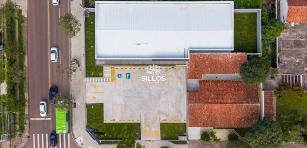 Loja / Salão / Ponto Comercial para alugar, 241m² no Bacacheri, Curitiba