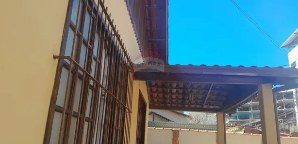 Casa com 3 Quartos à venda, 275m² no Novo Mundo, Bom Jardim