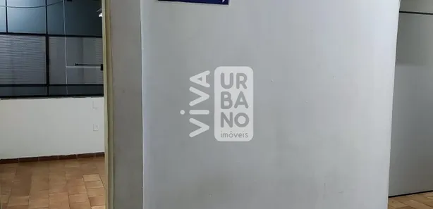Conjunto Comercial / Sala para alugar, 240m² no Aterrado, Volta Redonda