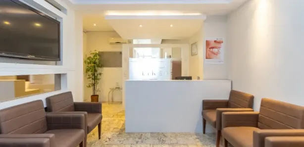 Conjunto Comercial / Sala para alugar, 66m² no Centro, Curitiba