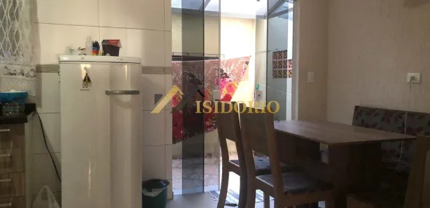Sobrado com 3 Quartos à venda, 170m² no Campo Pequeno, Colombo