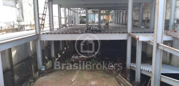 Galpão / Depósito / Armazém à venda, 600m² no Anil, Rio de Janeiro
