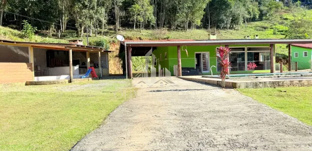 Fazenda / Sítio / Chácara com 3 Quartos à venda, 20000m² no Palmitalzinho, Quatro Barras