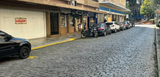 Loja / Salão / Ponto Comercial para alugar, 31m² no Centro, Nova Friburgo