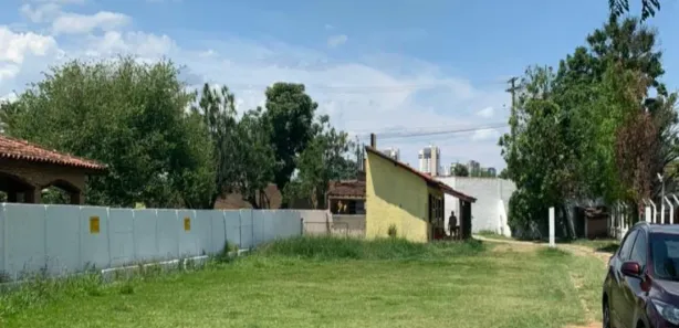 Fazenda / Sítio / Chácara com 3 Quartos à venda, 2500m² no Parque Senhor do Bonfim, Taubaté
