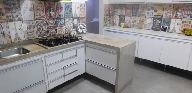 Casa de Condomínio com 4 Quartos à venda, 188m² no Conjunto Residencial Redenção, Nova Iguaçu