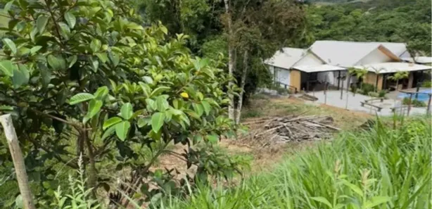 Fazenda / Sítio / Chácara à venda, 4000m² no Cachoeiros, Macaé