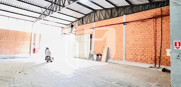 Galpão / Depósito / Armazém para venda ou aluguel, 3000m² no Paineiras, Itupeva