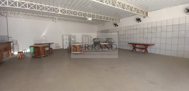 Loja / Salão / Ponto Comercial com 1 Quarto à venda, 220m² no Santa Claudina, Vinhedo