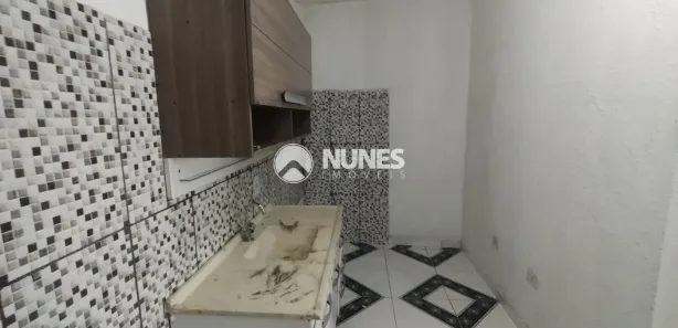 Kitnet com 2 Quartos para alugar, 46m² no Parque Santa Teresa, Carapicuíba