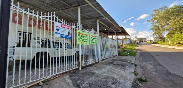 Galpão / Depósito / Armazém com 2 Quartos à venda, 300m² no Área de Desenvolvimento Econômico, Brasília