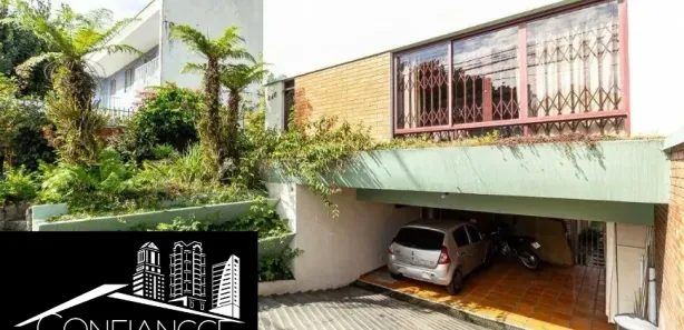 Sobrado com 4 Quartos para alugar, 350m² no Jardim Social, Curitiba