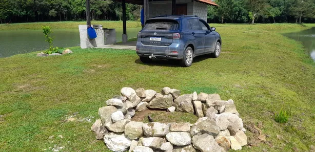 Fazenda / Sítio / Chácara com 3 Quartos à venda, 11000m² no Guajuvira, Araucária