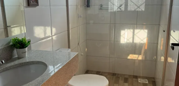 Fazenda / Sítio / Chácara com 4 Quartos à venda, 3585m² no , Águas Mornas