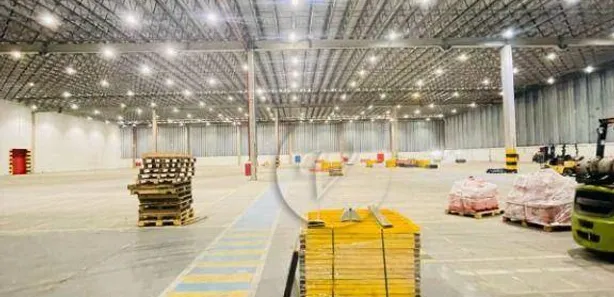 Galpão / Depósito / Armazém para alugar, 130000m² no Vila Noêmia, Mauá