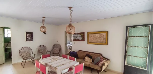 Fazenda / Sítio / Chácara com 7 Quartos à venda, 350m² no Imbuial, Colombo
