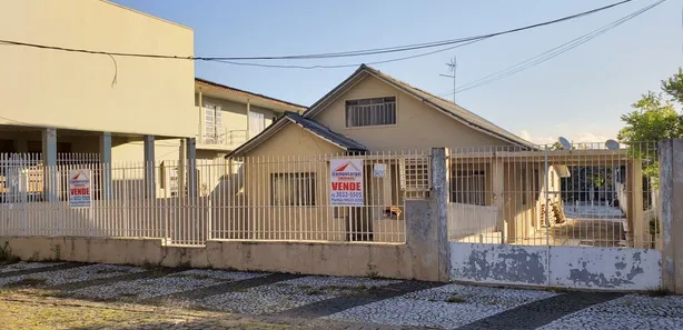 Terreno / Lote Comercial à venda, 167m² no Vila Operária, Campo Largo