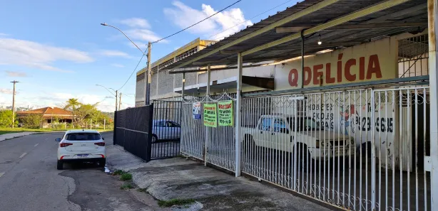 Galpão / Depósito / Armazém com 2 Quartos à venda, 300m² no Área de Desenvolvimento Econômico, Brasília