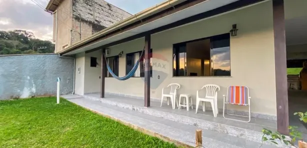 Casa com 3 Quartos à venda, 140m² no Água Verde, Blumenau
