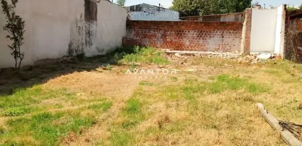 Terreno / Lote / Condomínio à venda, 237m² no São José, Santa Maria