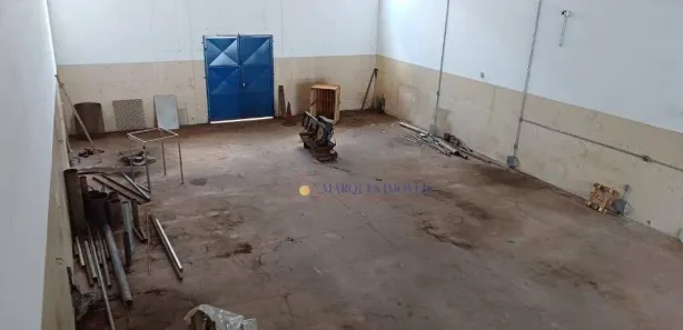 Galpão / Depósito / Armazém para venda ou aluguel, 260m² no Aglomeração Urbana de Jundiaí, Louveira
