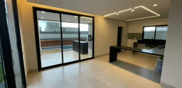 Sobrado com 4 Quartos à venda, 213m² no Jardins Capri, Senador Canedo