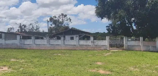 Fazenda / Sítio / Chácara com 3 Quartos à venda, 570000m² no , Brejinho