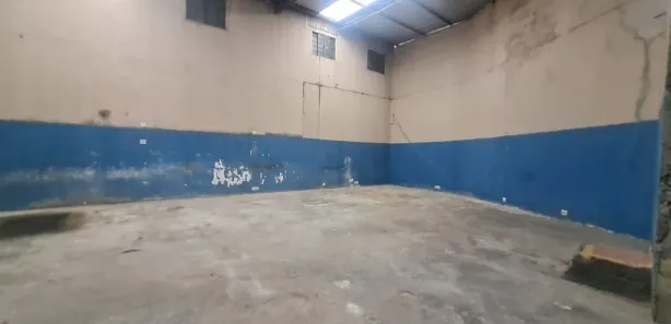Galpão / Depósito / Armazém para alugar, 450m² no Vila Endres, Guarulhos
