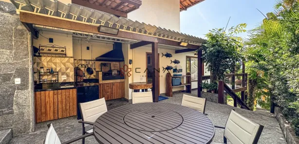 Casa de Condomínio com 4 Quartos à venda, 200m² no Retiro (Cunhambebe), Angra dos Reis
