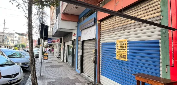 Casa Comercial com 1 Quarto para alugar, 14m² no Aterrado, Volta Redonda