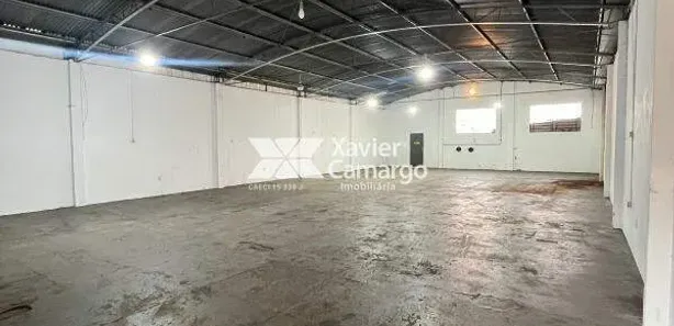 Galpão / Depósito / Armazém para alugar, 280m² no Zona Central, Rio Claro