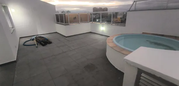 Cobertura com 4 Quartos para alugar, 140m² no Riviera Fluminense, Macaé