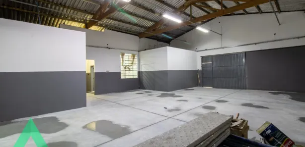 Galpão / Depósito / Armazém para alugar, 550m² no Do Salto, Blumenau