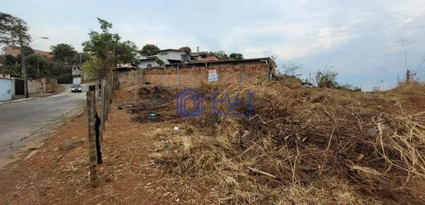 Terreno / Lote / Condomínio à venda, 440m² no São Damião, Vespasiano