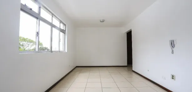 Apartamento com 2 Quartos para alugar, 59m² no Bacacheri, Curitiba