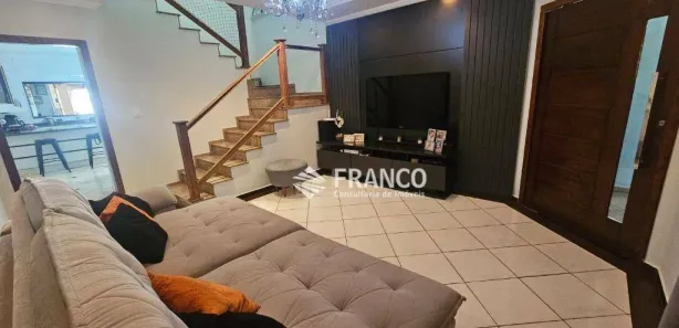 Sobrado com 3 Quartos à venda, 196m² no Esplanada Independência, Taubaté