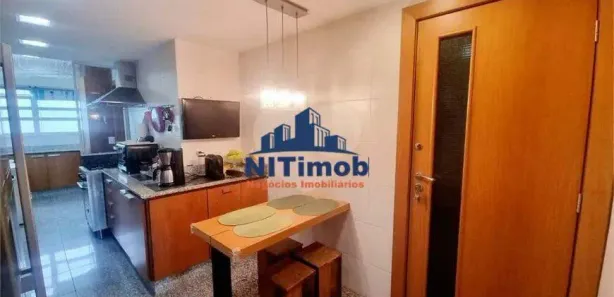 Apartamento com 4 Quartos para alugar, 180m² no Ingá, Niterói